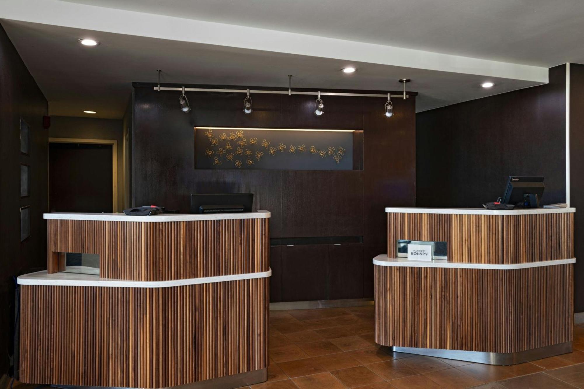 Courtyard Laredo Hotel Kültér fotó