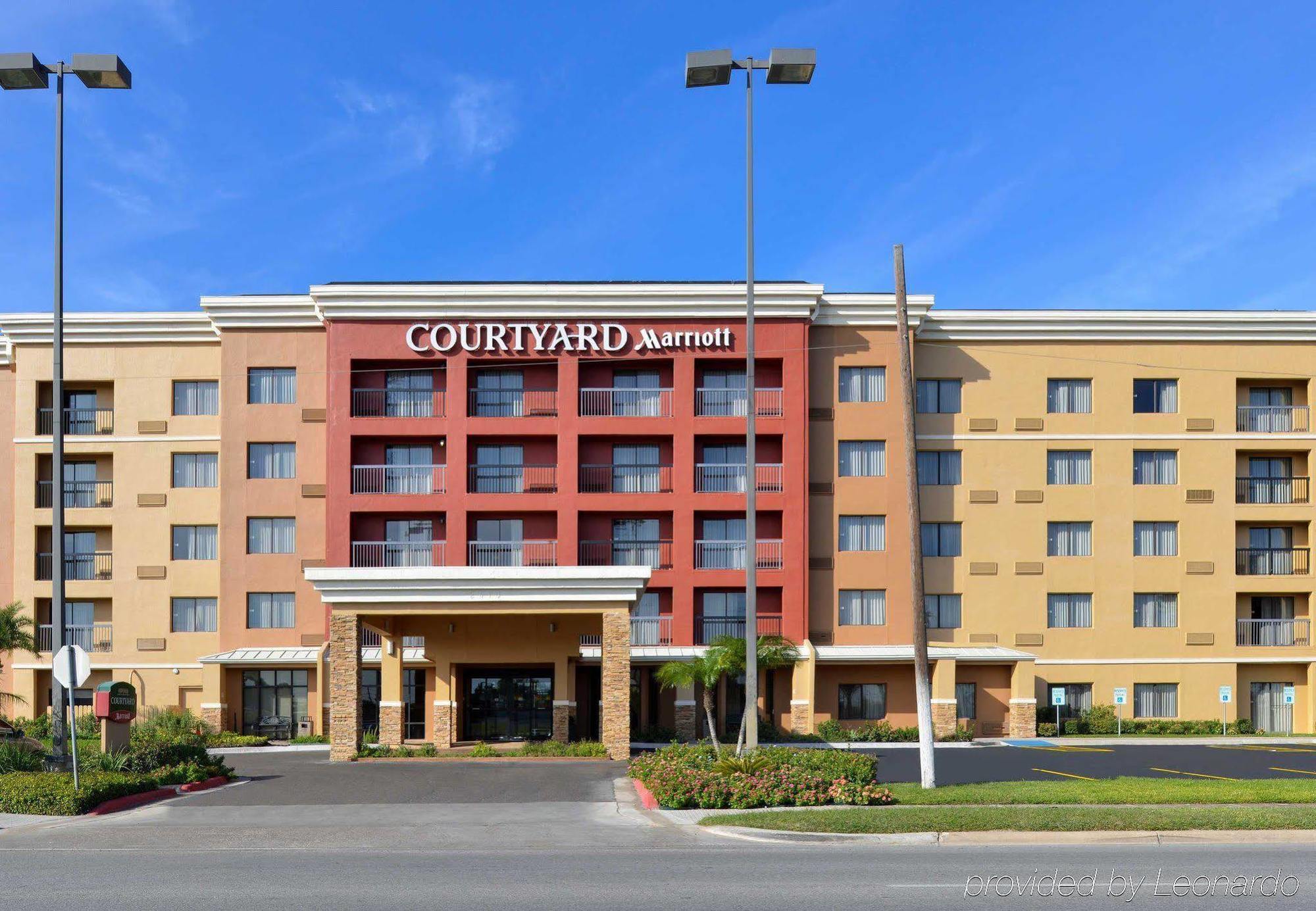 Courtyard Laredo Hotel Kültér fotó